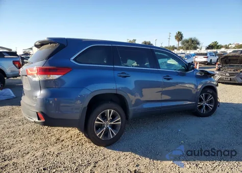 2017 Toyota Highlander Le from USA, damaged, VIN 5TDBZRFH5HS381689